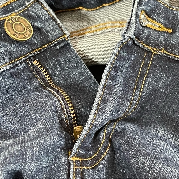 Kut from the Kloth Boyfriend Straight Jean size 8 - Picture 9 of 16